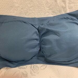 Zenana NWOT plus sized lined convertible strapless wireless bra